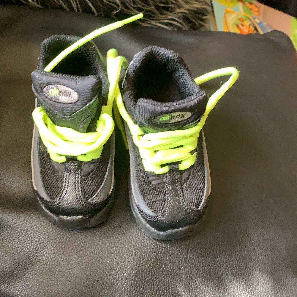 Nike black grey with green shoe stings air max